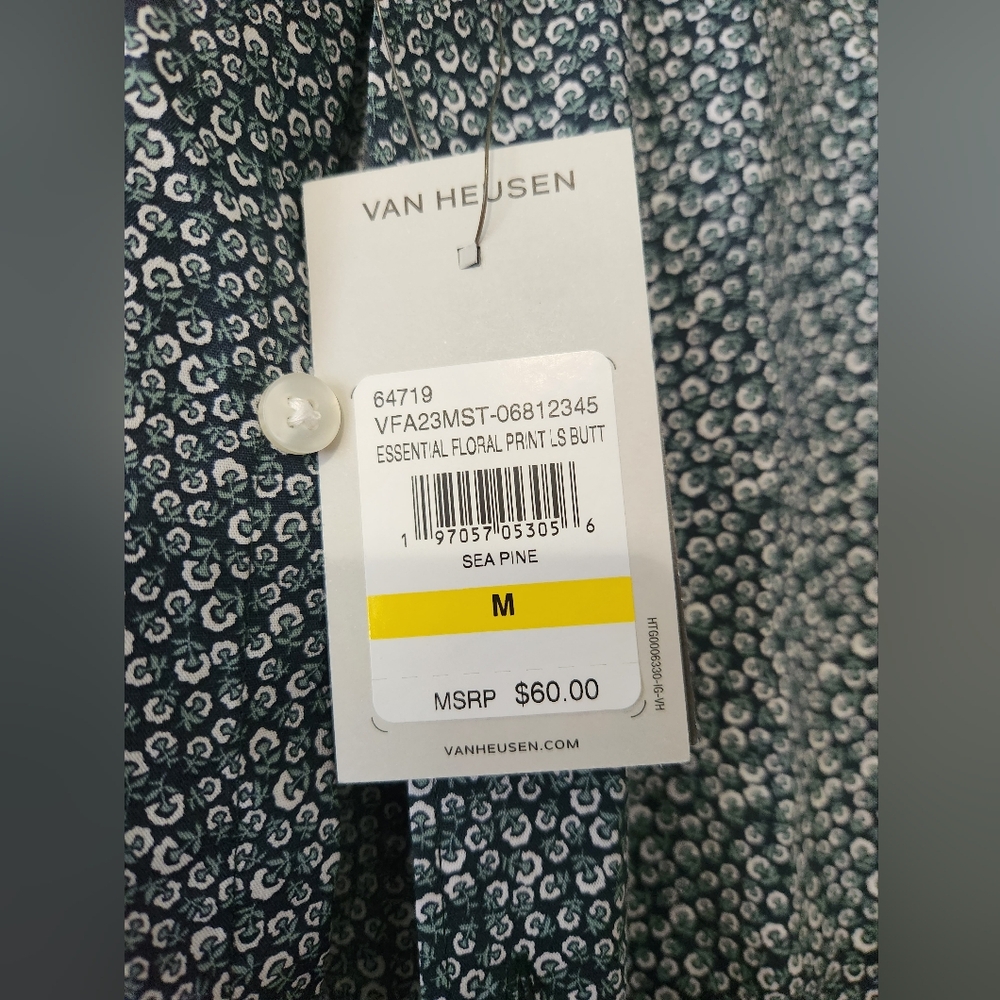 4 For $40 NWT Van Heusen Floral Print Dress Shirt Size Medium - Picture 2 of 6